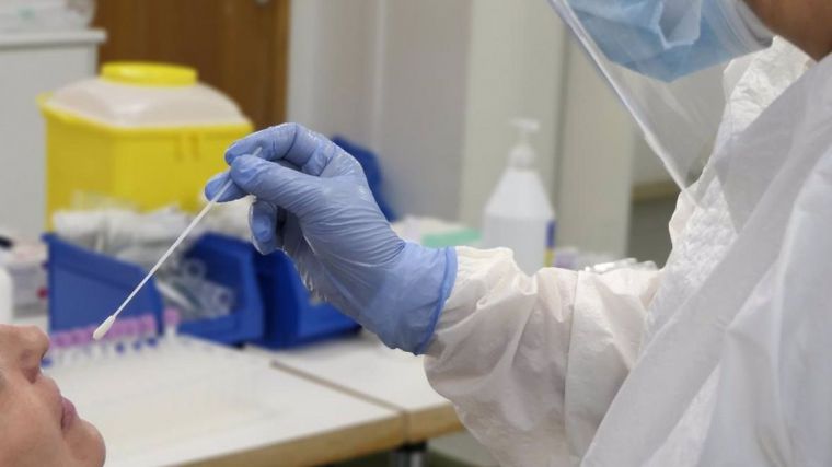 Vuelven a disminuir los hospitalizados por coronavirus en CLM, que registra 113 nuevos casos y dos muertes