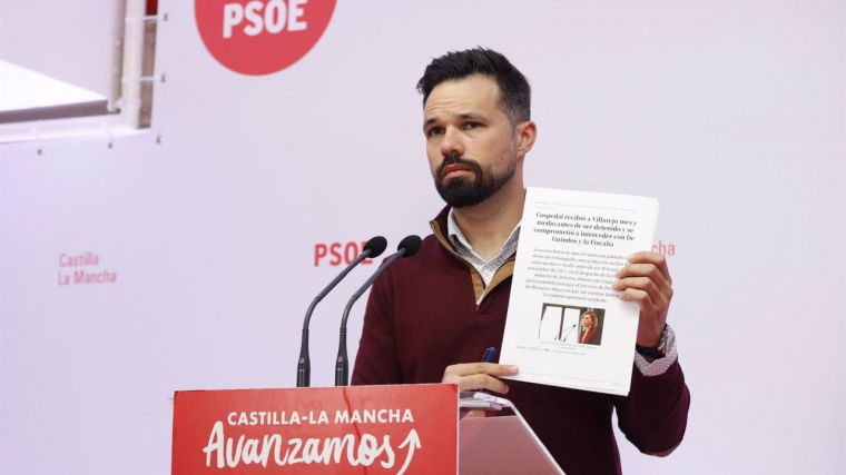 El PSOE insta a Núñez a decir 'alto y claro' que 'rompe' con Cospedal al presentar su candidatura a liderar el PP