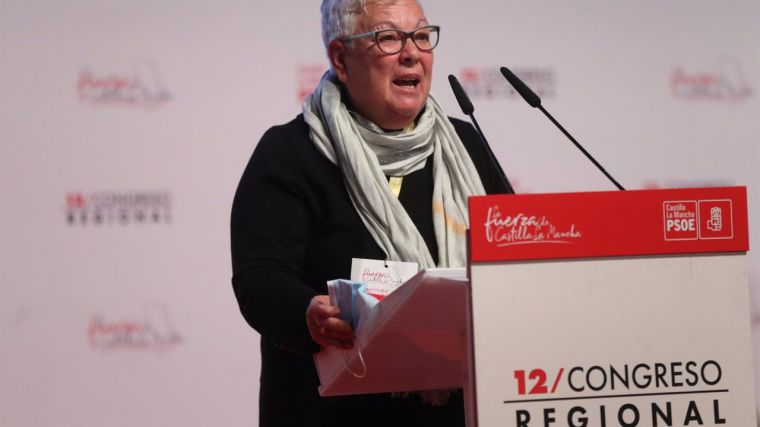 Manoli, mujer de Fernández Vaquero, en el Congreso del PSOE.