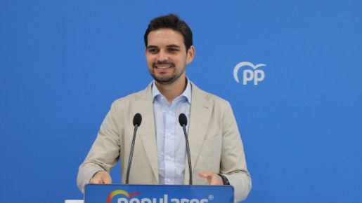 Serrano denuncia que el PSOE de Page 'ha recortado el gasto en Sanidad en 60 millones mientras aumenta un 9,3% en Presidencia'