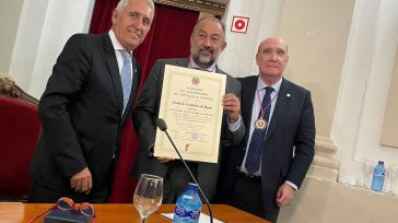 Garde ingresa en la Academia de Gastronomía de Castilla-La Mancha defendiendo el papel de los veterinarios