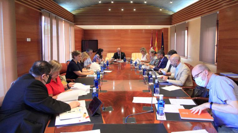 Reunión de la Mesa de las Cortes de Castilla-La Mancha