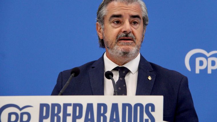 Rodríguez lamenta que 'la única respuesta de Page ante la crisis económica' sea 'aumentar en casi 8 millones de euros el gasto en asesores del Gobierno regional'