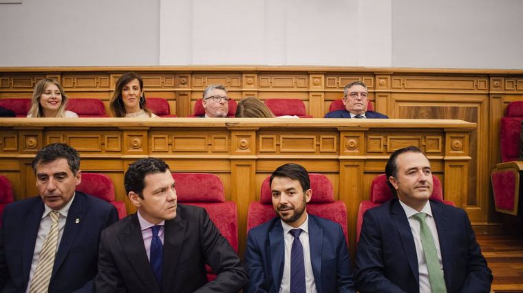 Vox arranca su primera legislatura con presencia en las Cortes de C-LM avanzando una oposición 'firme y constructiva'