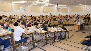 El 96,05 % de los estudiantes aprueba la EvAU en el distrito universitario de Castilla-La Mancha